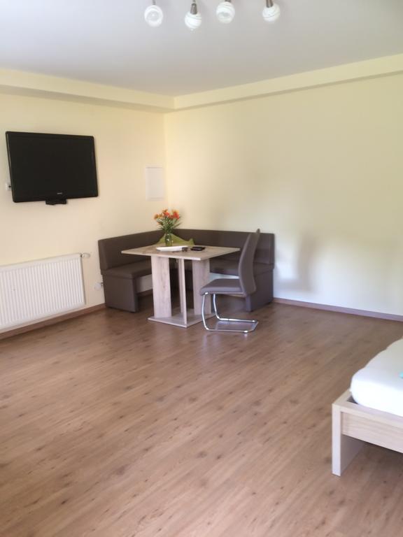 Haus Am Leimersbach Hattenheim Esterno foto